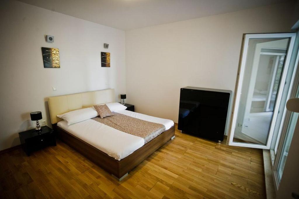 Luxury Apartments Andrea Marusici  ภายนอก รูปภาพ