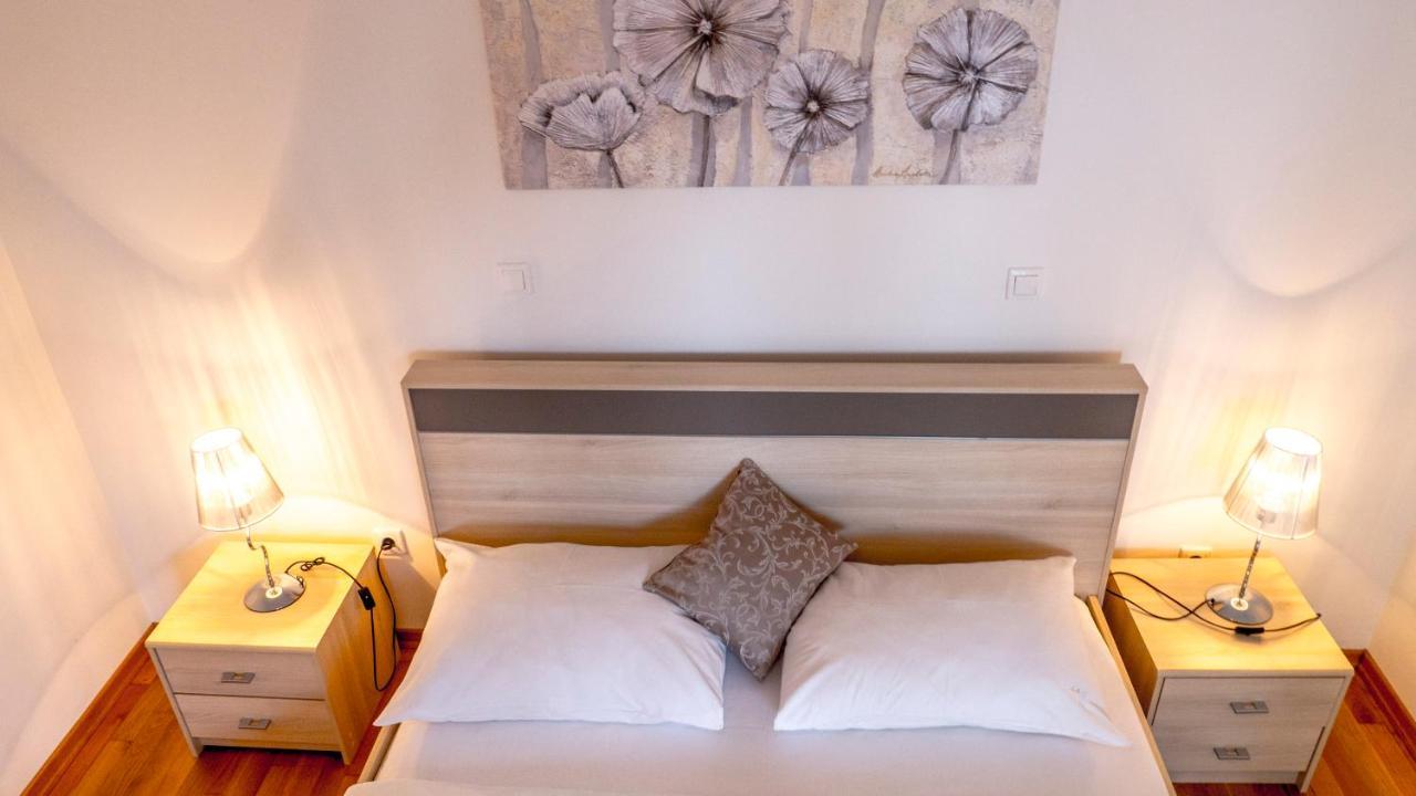 Luxury Apartments Andrea Marusici  ภายนอก รูปภาพ